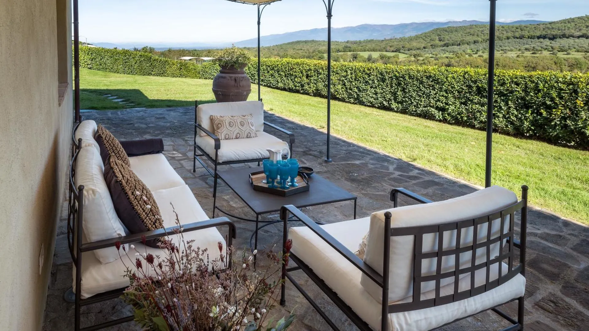 Charming Cottage Pogi Villa